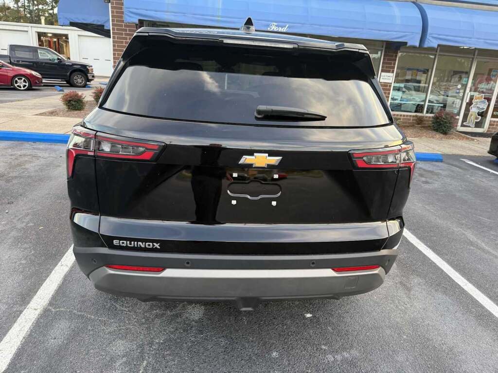 2025 Chevrolet Equinox FWD LT