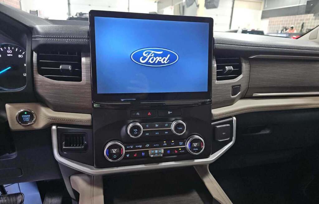 2022 Ford Expedition XLT