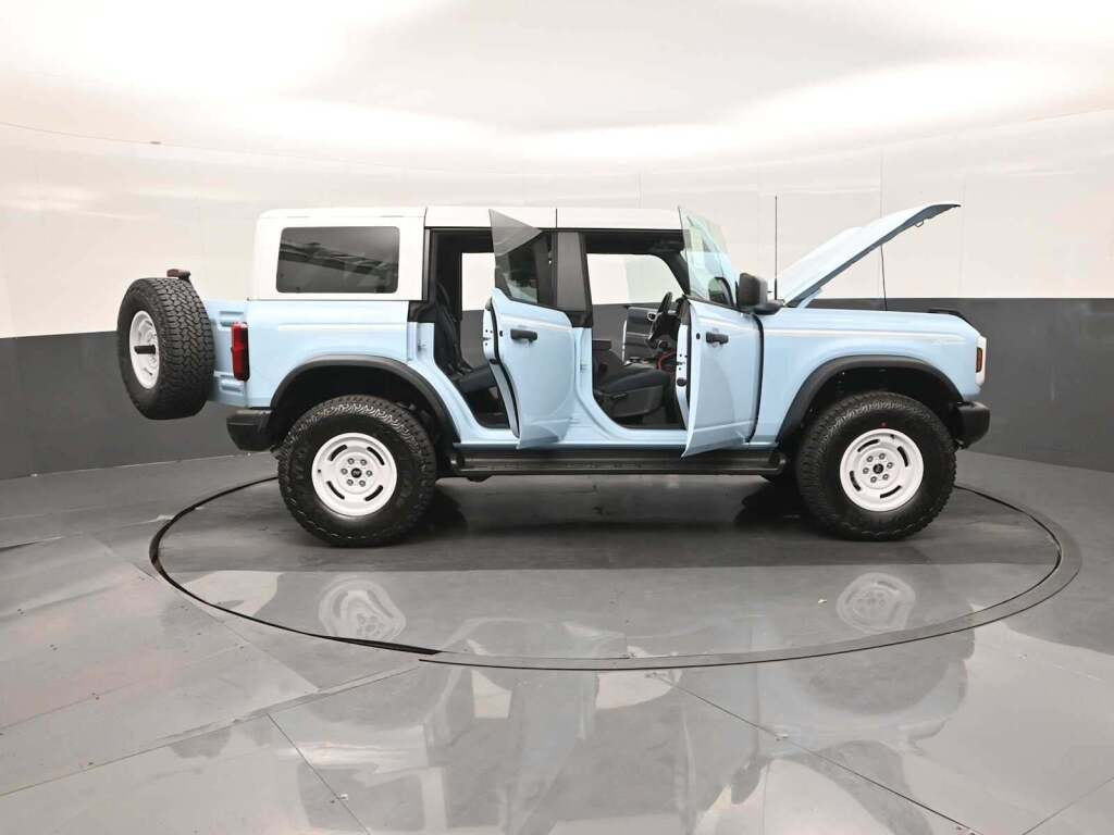 2025 Ford Bronco Heritage Edition