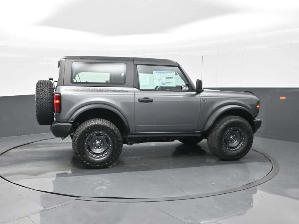 2025 Ford Bronco 