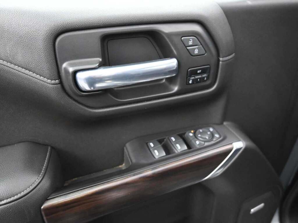 2020 GMC Sierra 1500 4WD Crew Cab Short Box SLT