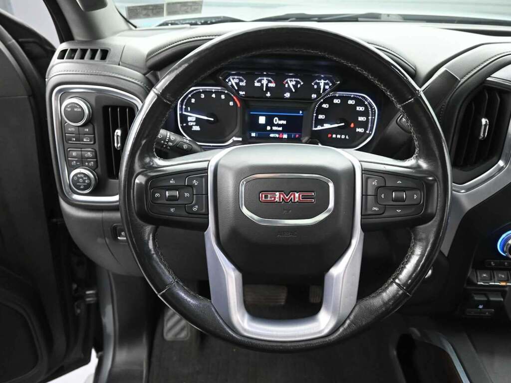 2020 GMC Sierra 1500 4WD Crew Cab Short Box SLT