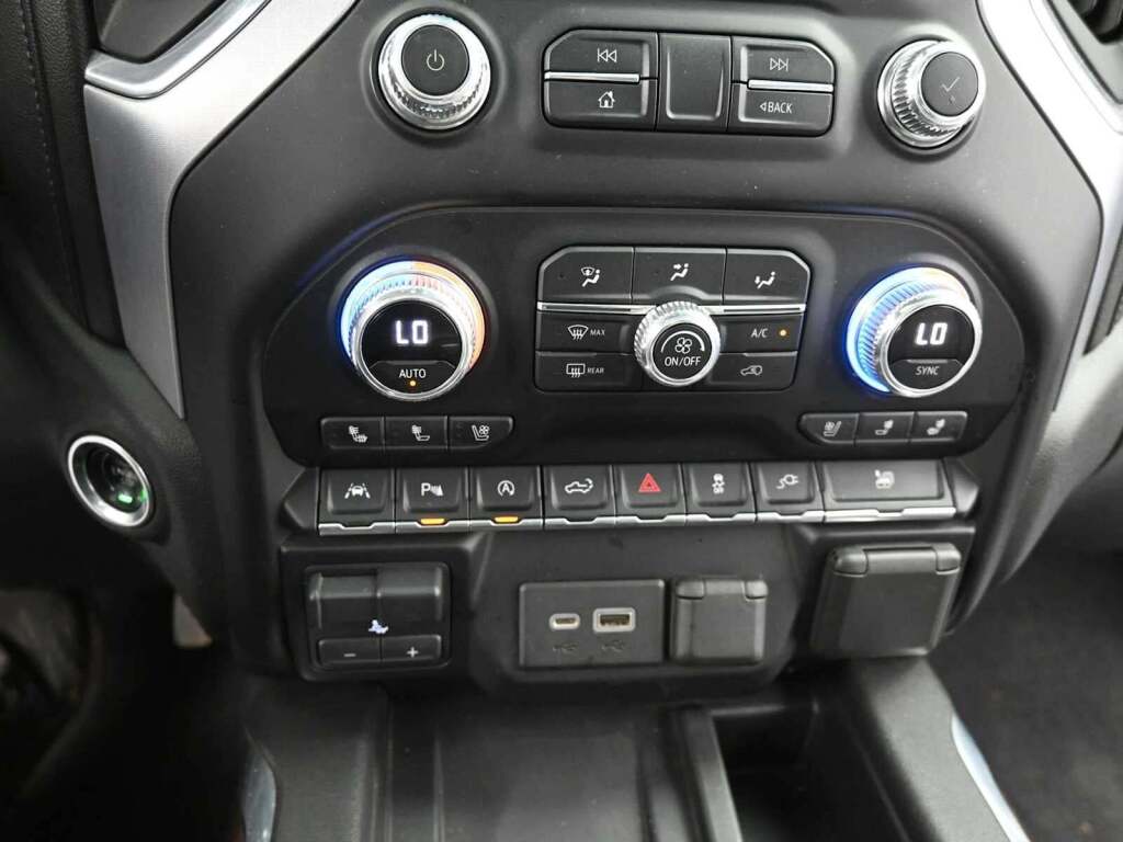 2020 GMC Sierra 1500 4WD Crew Cab Short Box SLT