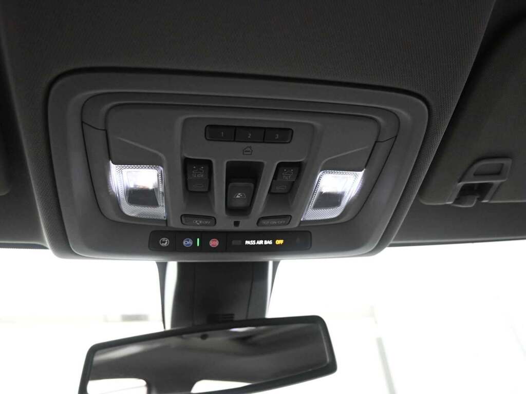 2020 GMC Sierra 1500 4WD Crew Cab Short Box SLT