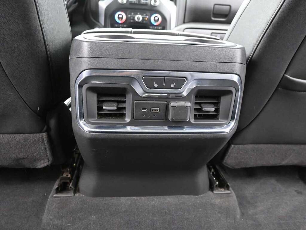 2020 GMC Sierra 1500 4WD Crew Cab Short Box SLT