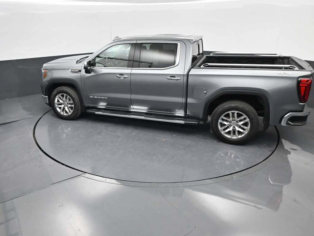 2020 GMC Sierra 1500 4WD Crew Cab Short Box SLT