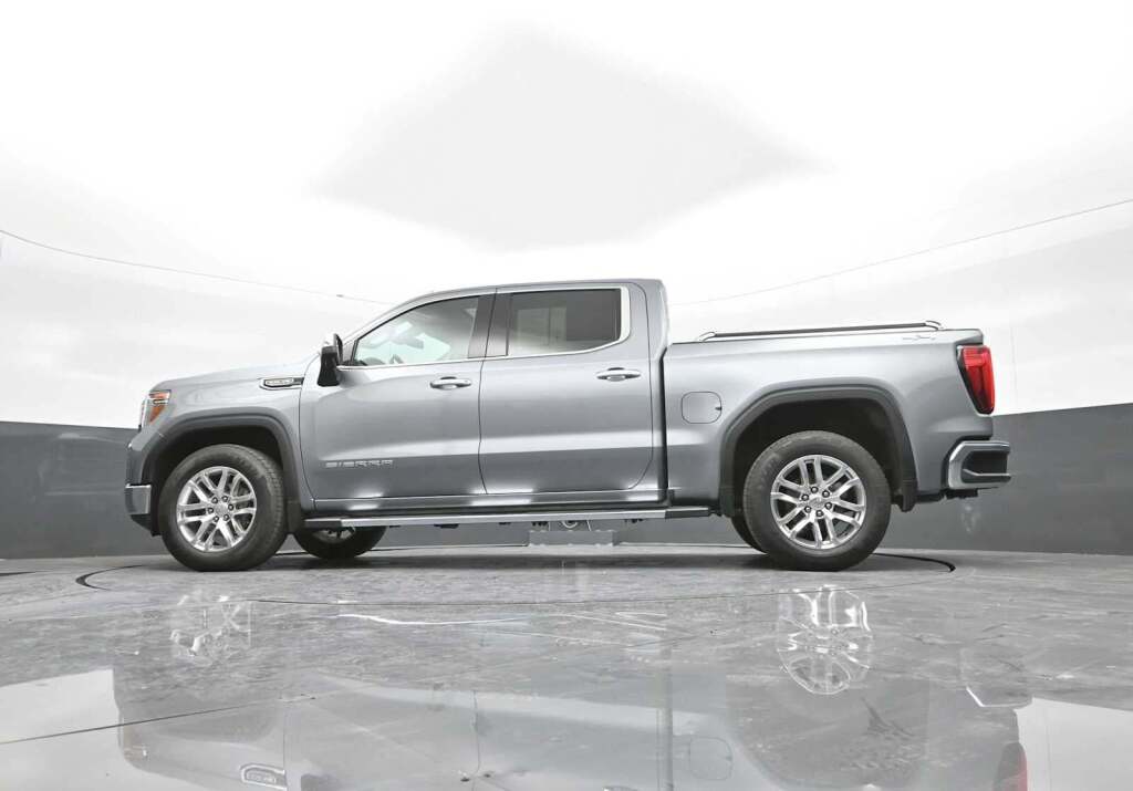 2020 GMC Sierra 1500 4WD Crew Cab Short Box SLT
