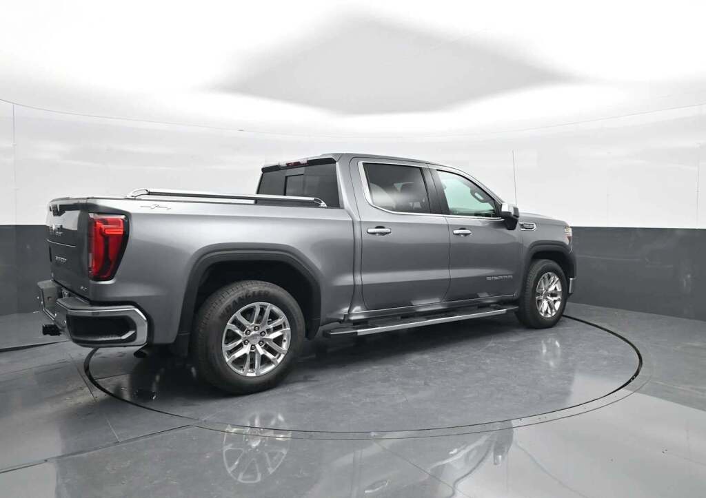 2020 GMC Sierra 1500 4WD Crew Cab Short Box SLT