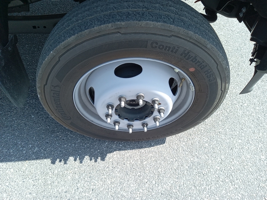 2023 Ford F-550 Chassis XL