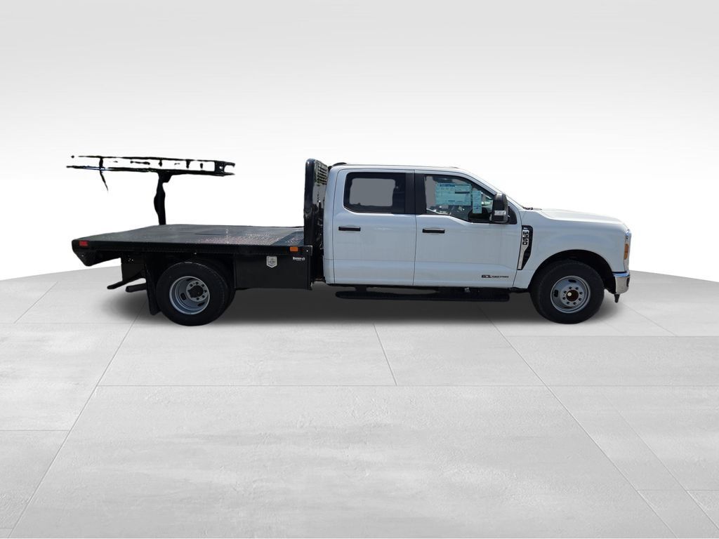 2024 Ford F-350 Chassis XL
