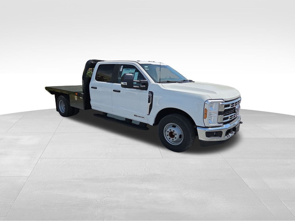 2024 Ford F-350 Chassis XL