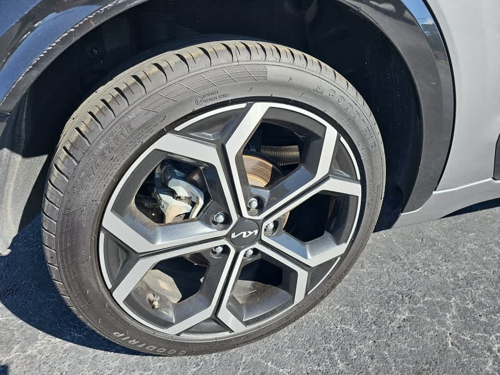 2023 Kia Niro SX Touring