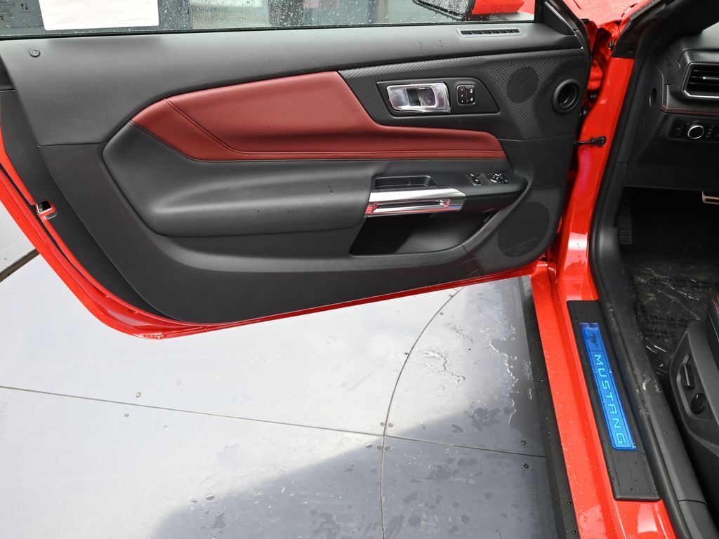 2025 Ford Mustang GT Premium Fastback