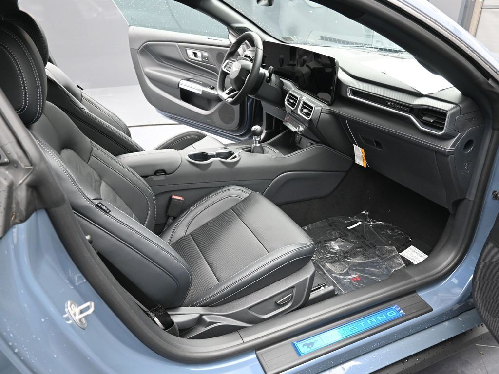 2025 Ford Mustang GT Premium Fastback