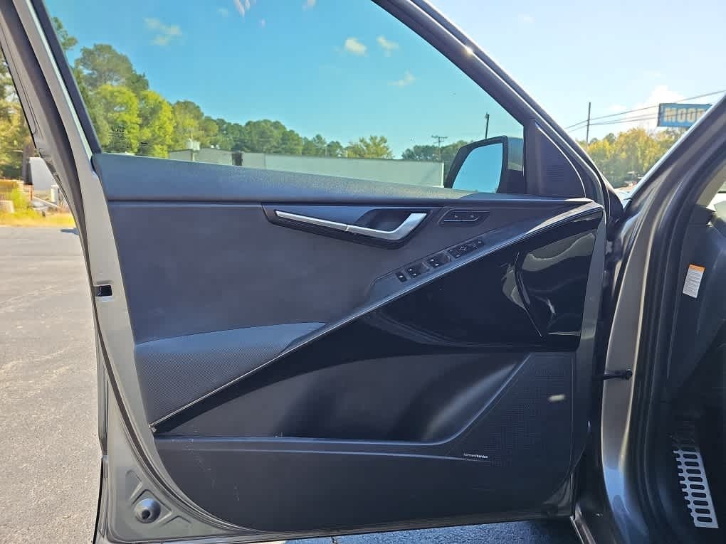 2023 Kia Niro SX Touring
