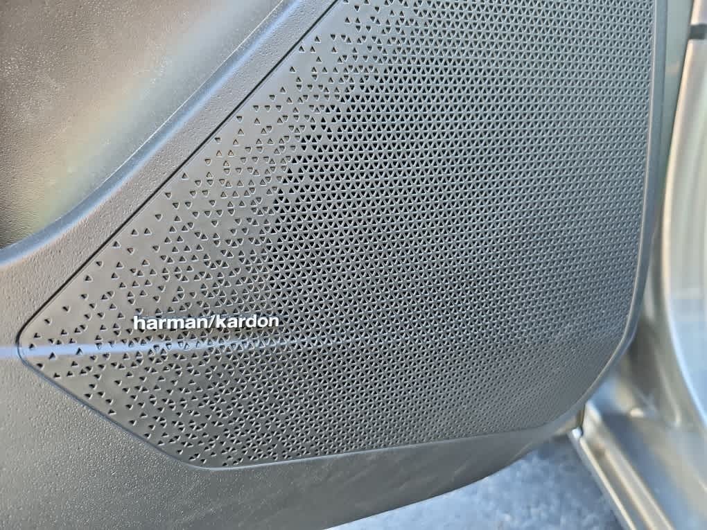 2023 Kia Niro SX Touring