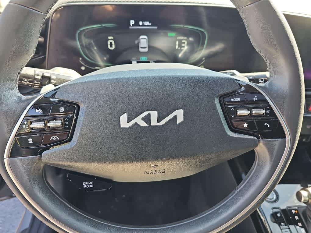 2023 Kia Niro SX Touring