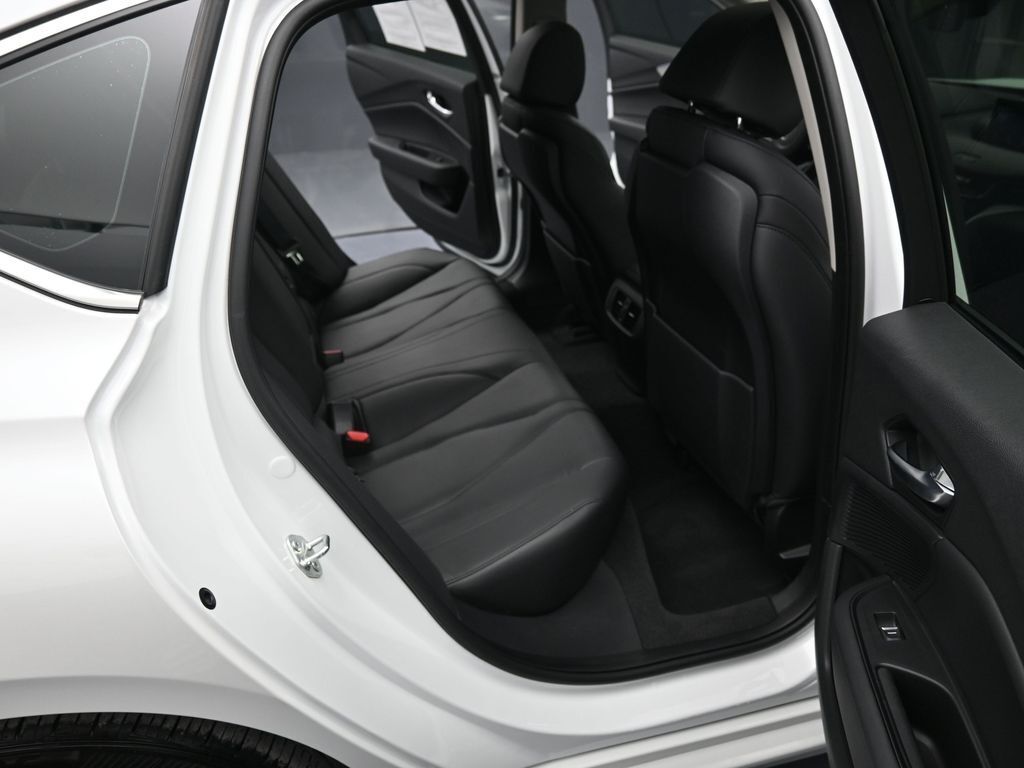 2023 Acura TLX Standard