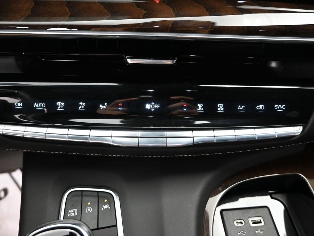 2023 Cadillac Escalade 4WD Sport Platinum