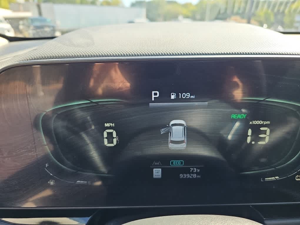 2023 Kia Niro SX Touring