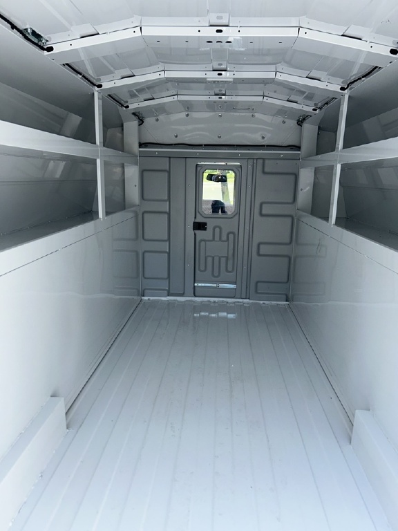 2024 Ford E-450 Cutaway 