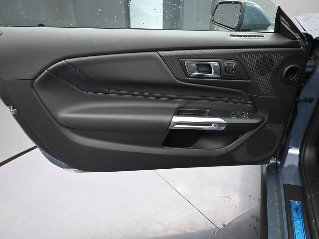 2025 Ford Mustang GT Premium Fastback