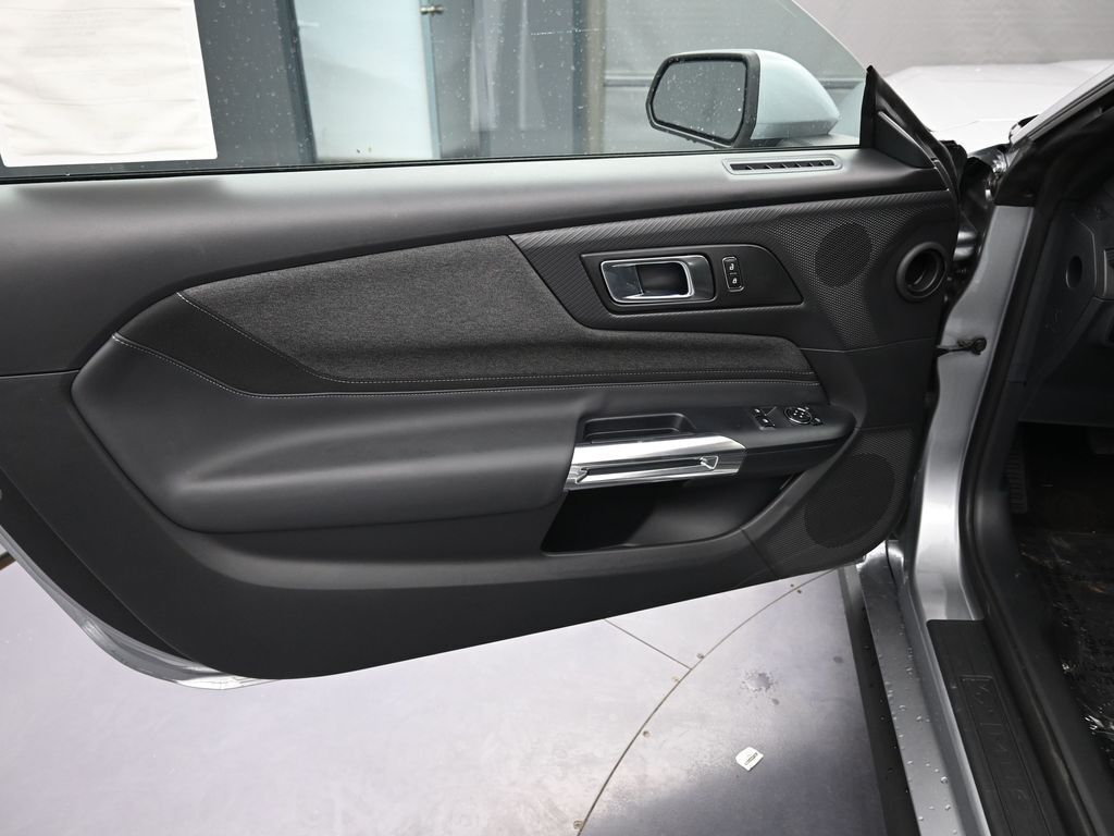 2025 Ford Mustang GT Fastback