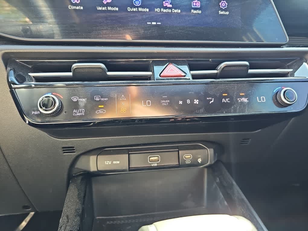 2023 Kia Niro SX Touring