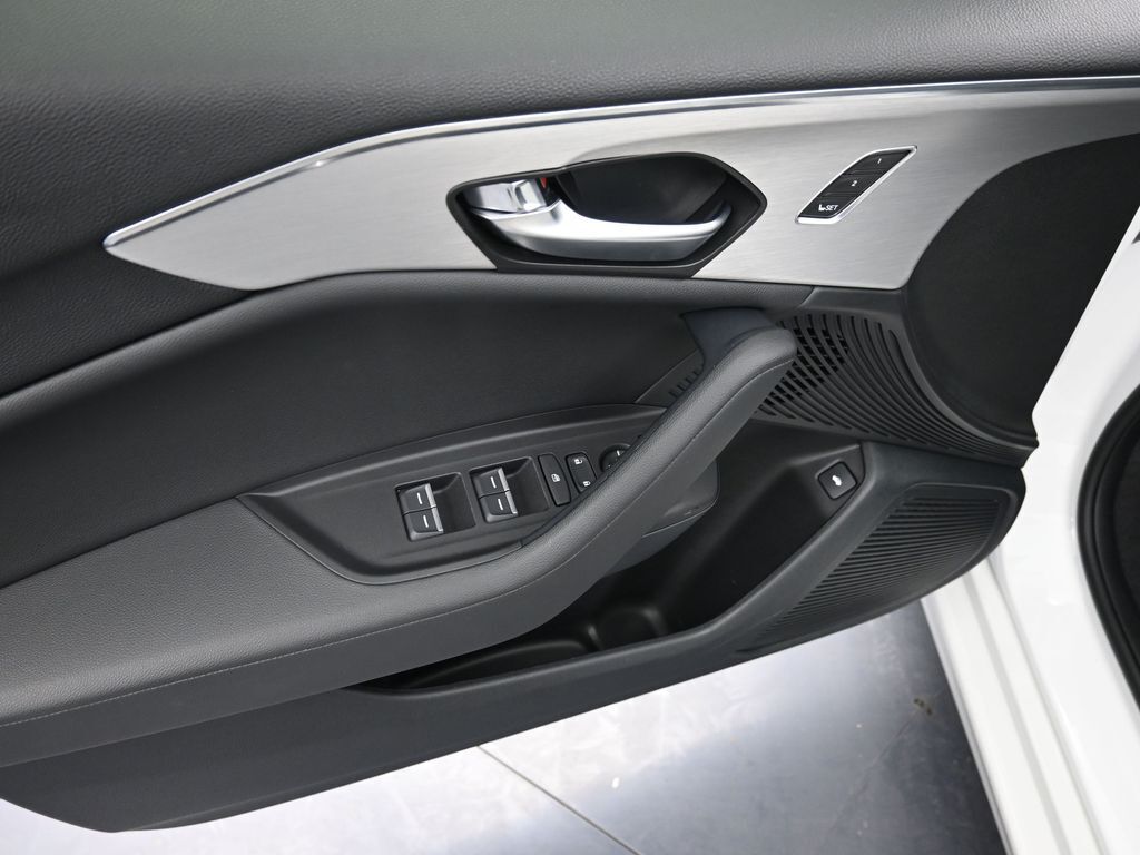 2023 Acura TLX Standard