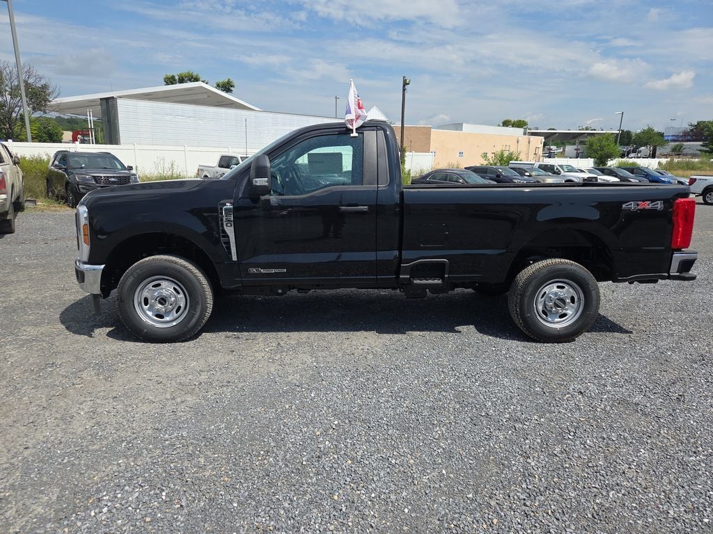 2025 Ford F-250 XLT