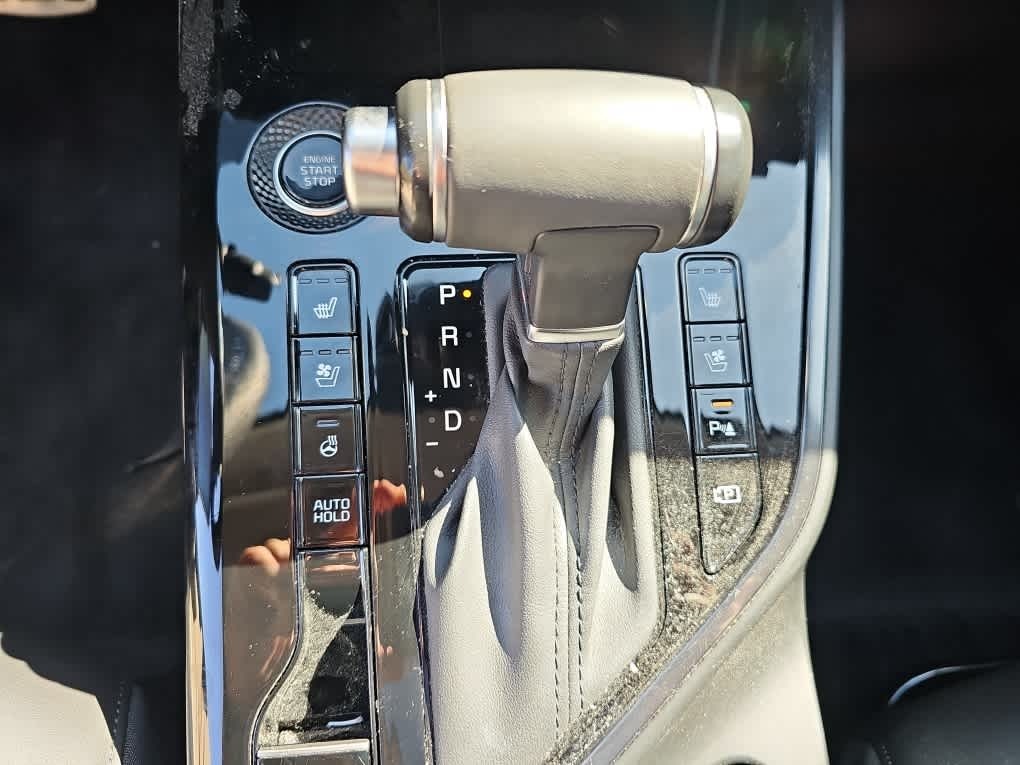 2023 Kia Niro SX Touring