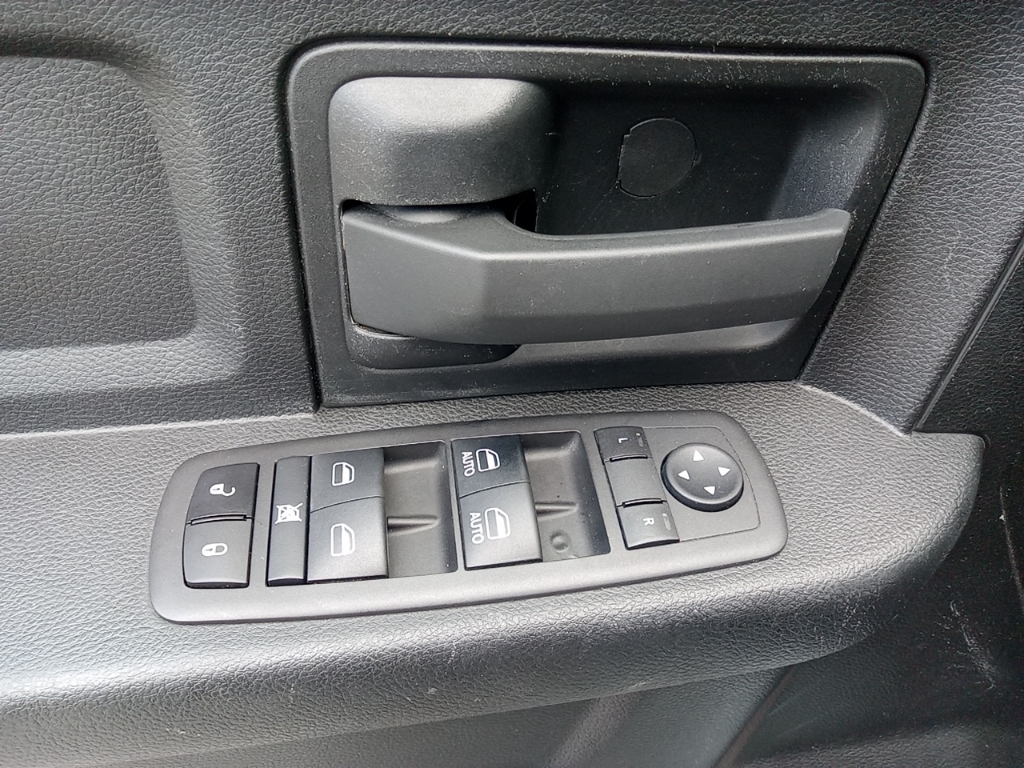 2022 Ram 3500 Chassis Tradesman/SLT/Laramie/Limited