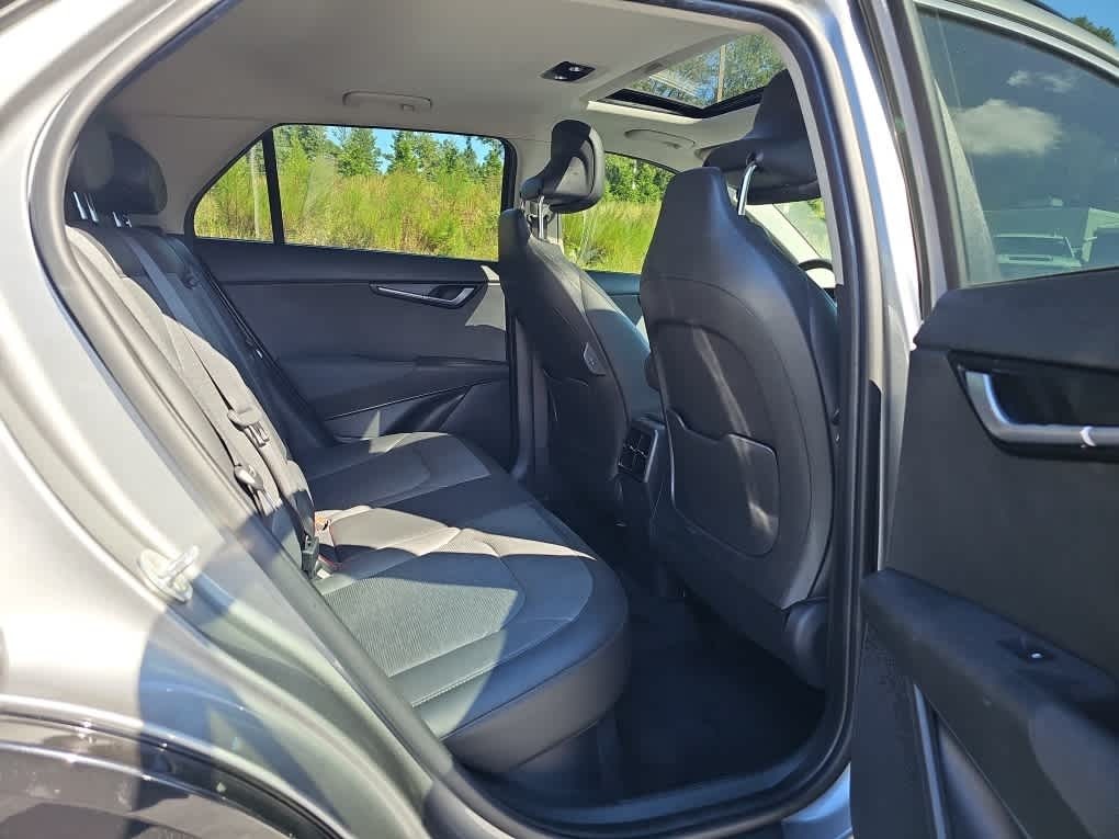 2023 Kia Niro SX Touring