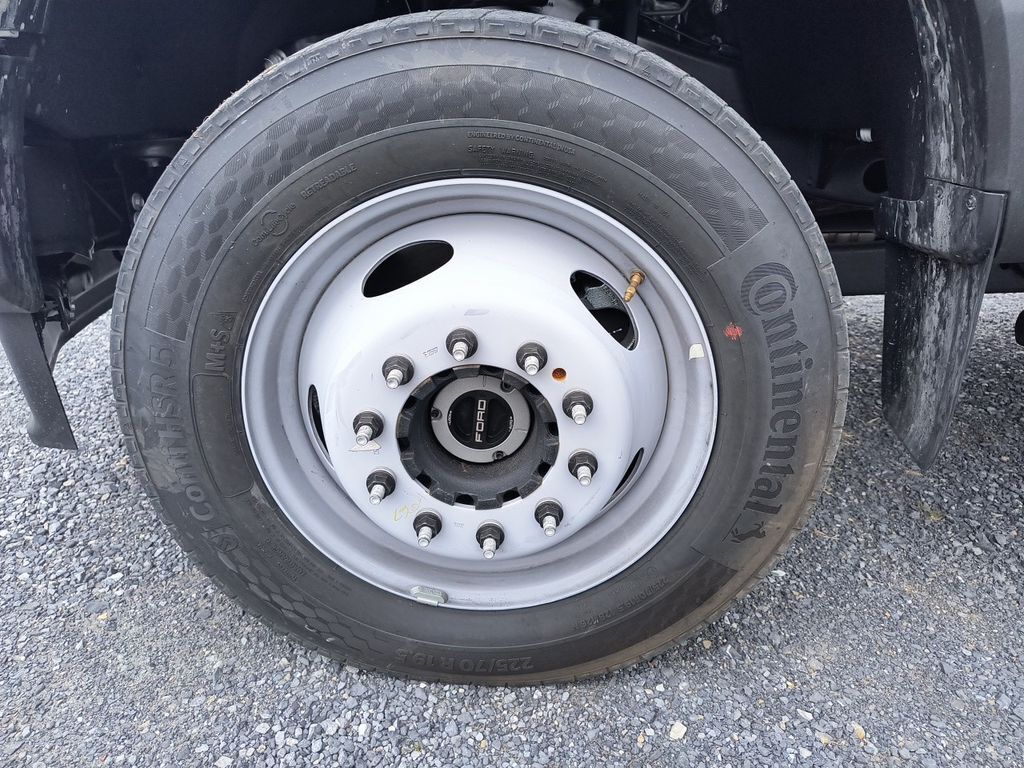 2024 Ford F-450 Chassis XL
