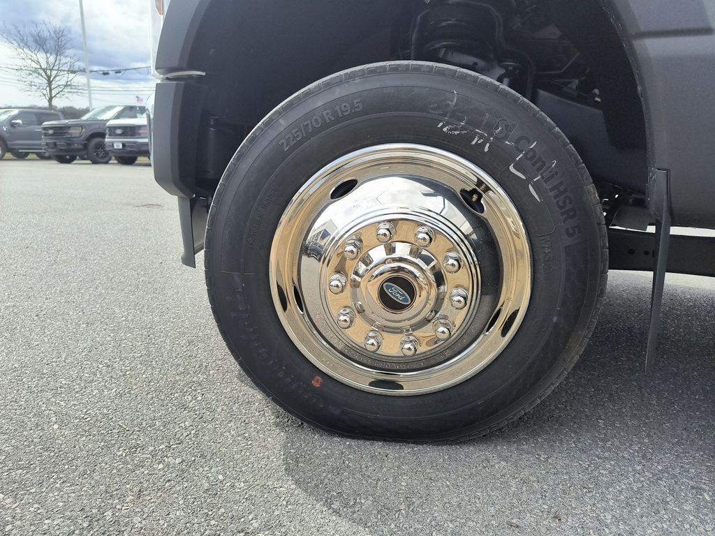 2024 Ford F-450 Chassis XL