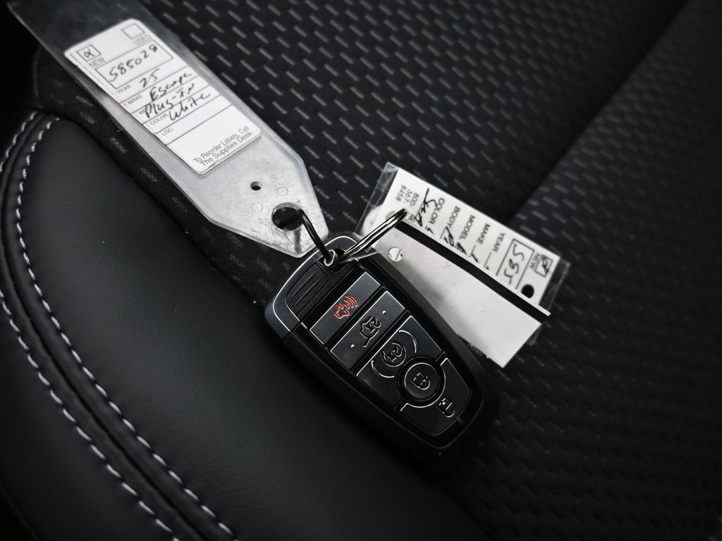 2025 Ford Escape PHEV