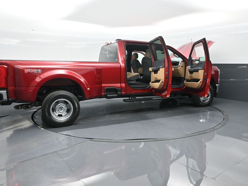 2025 Ford F-350 XLT
