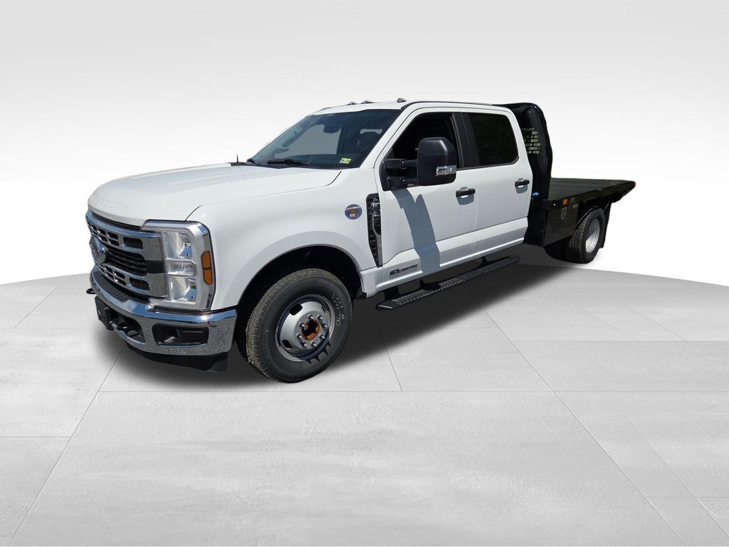 2024 Ford F-350 Chassis XL