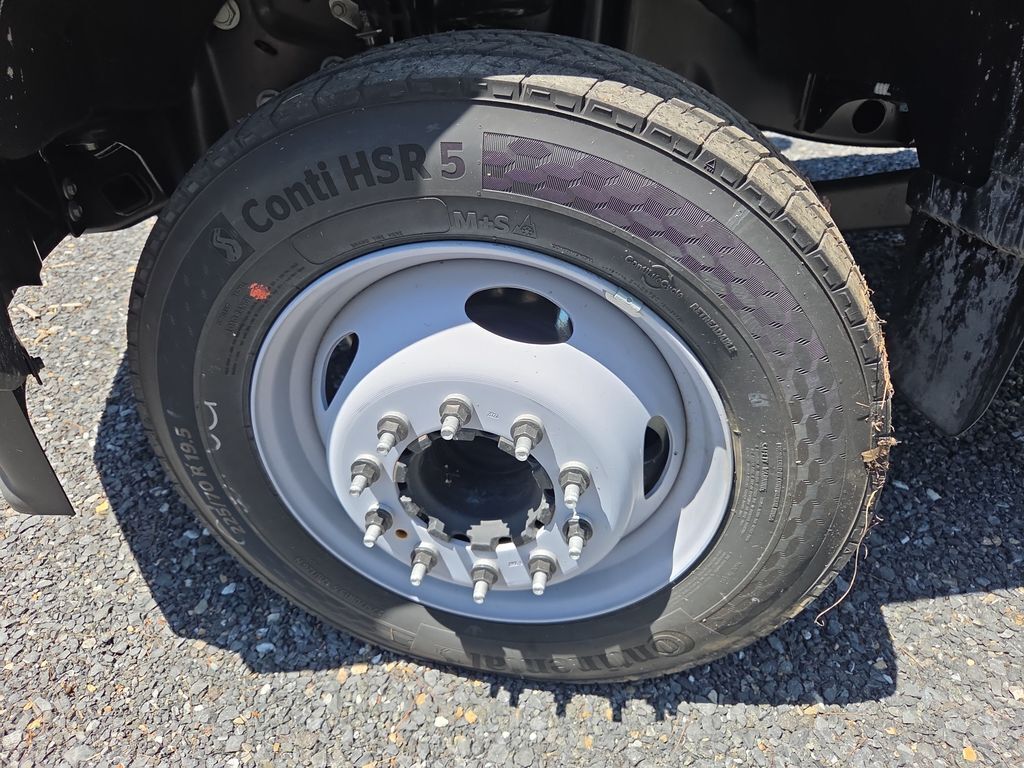 2024 Ford F-450 Chassis XL