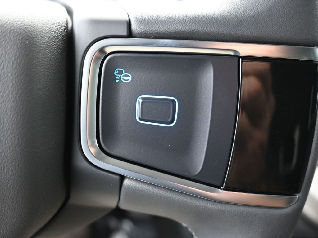 2025 Ford Expedition Active MAX