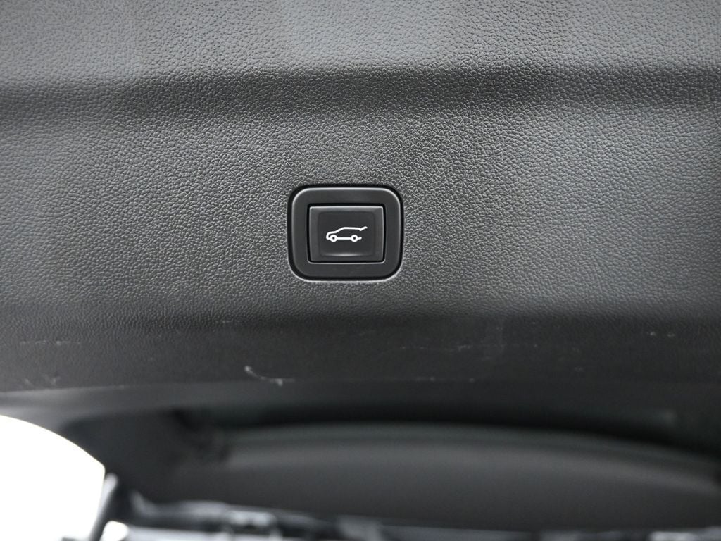 2023 Cadillac Escalade 4WD Sport Platinum