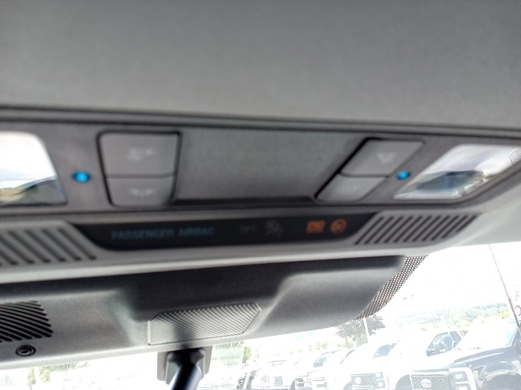 2023 Ford F-550 Chassis XL