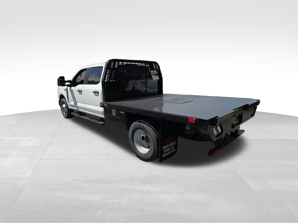 2024 Ford F-350 Chassis XL