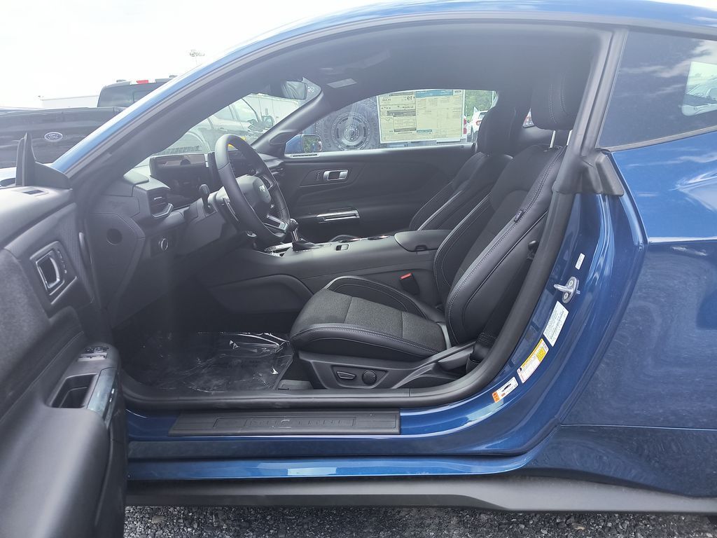 2024 Ford Mustang GT Fastback