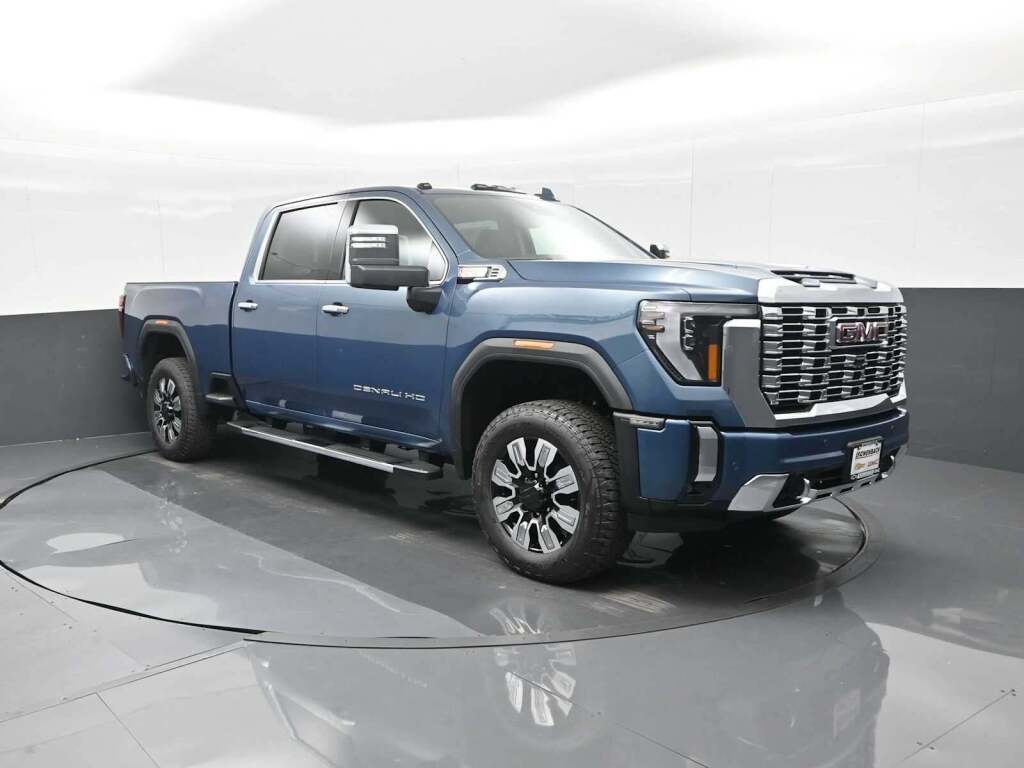 2025 GMC Sierra 2500HD Denali
