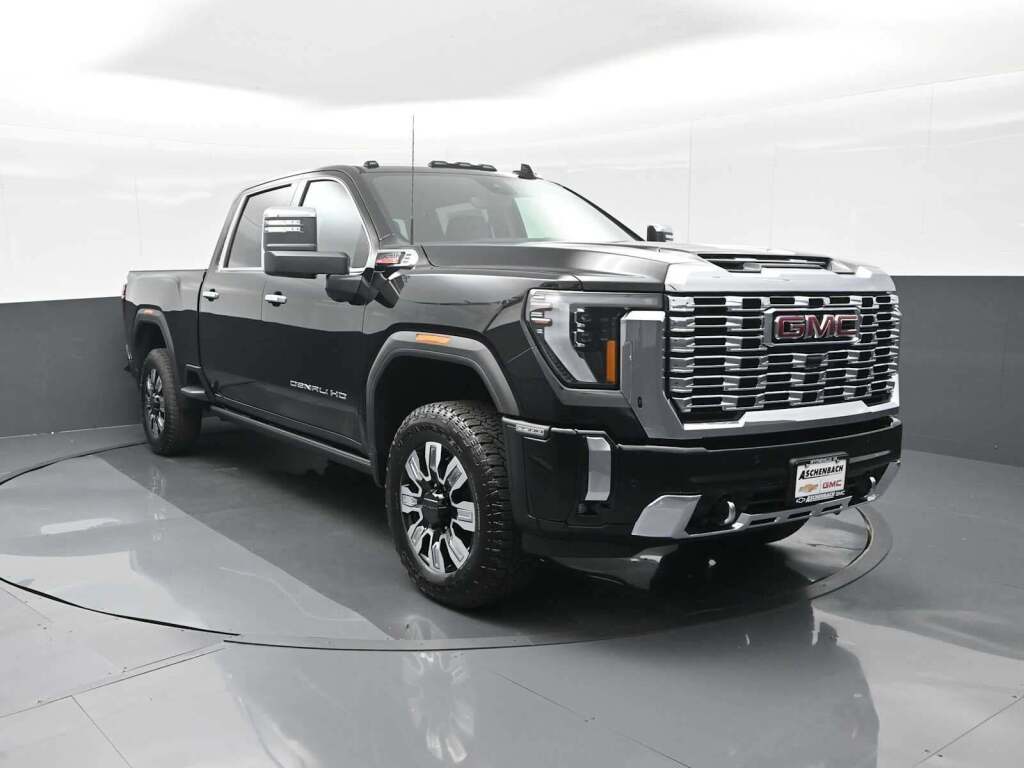 2025 GMC Sierra 2500HD Denali