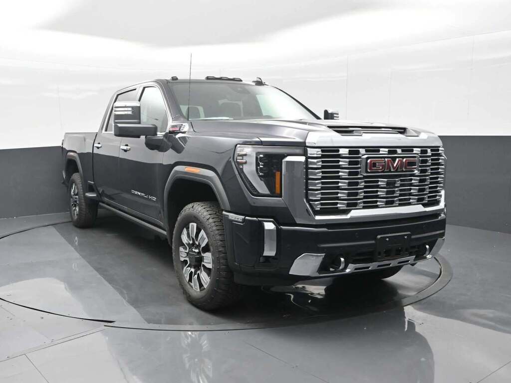 2025 GMC Sierra 2500HD Denali