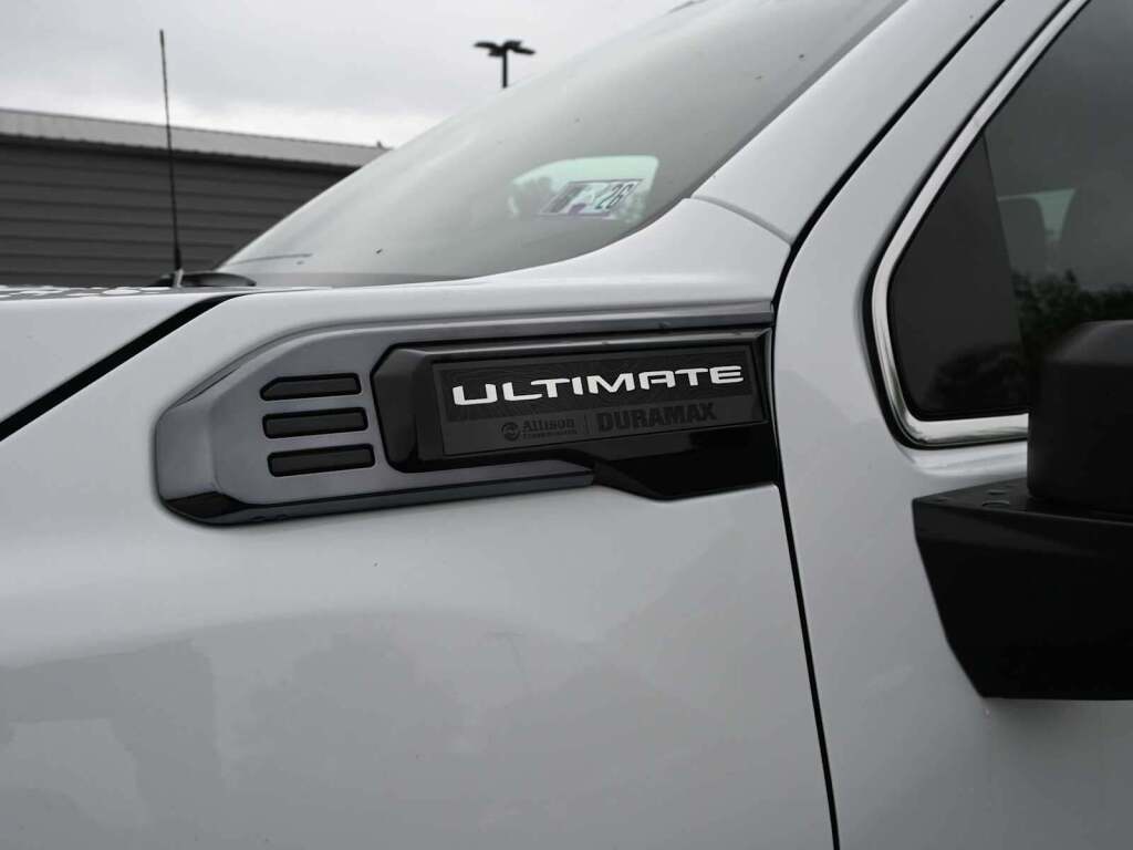 2025 GMC Sierra 2500HD Denali Ultimate