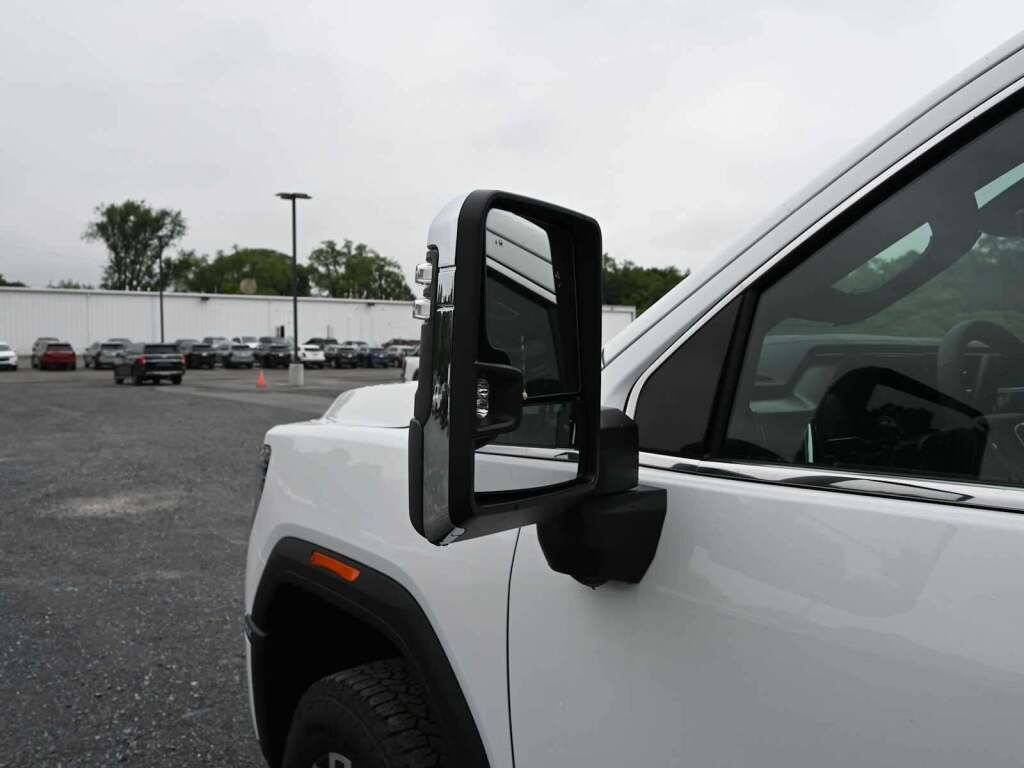 2025 GMC Sierra 2500HD Denali Ultimate