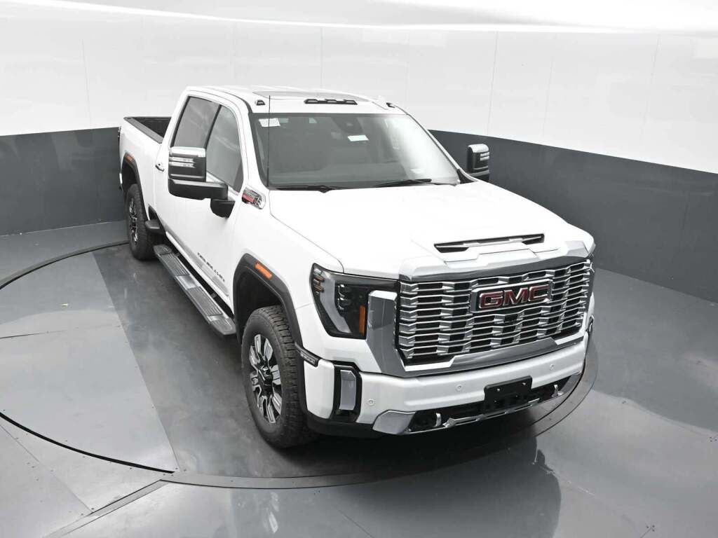 2025 GMC Sierra 2500HD Denali